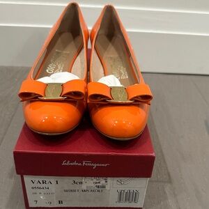 Salvatore Ferragamo Women's Sunset Orange Flats with Vara Bow